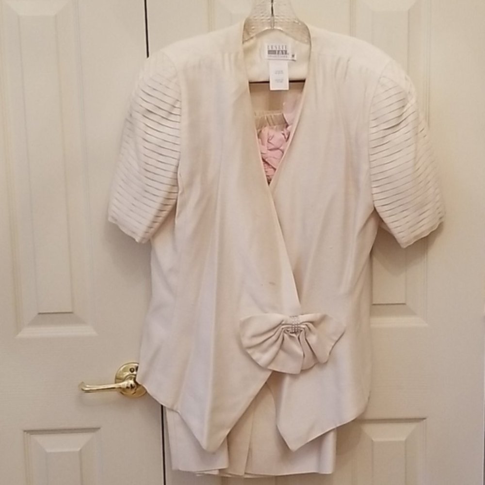 Leslie Fay skirt suit